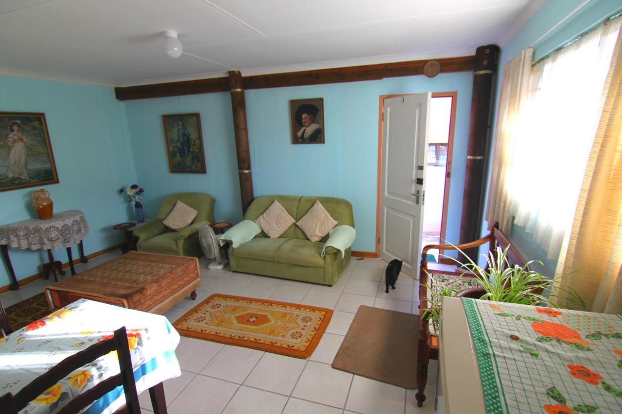 Sea & Lakes Self-Catering 维德尼斯 外观 照片
