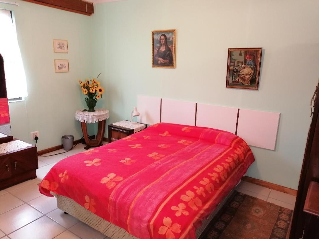 Sea & Lakes Self-Catering 维德尼斯 外观 照片